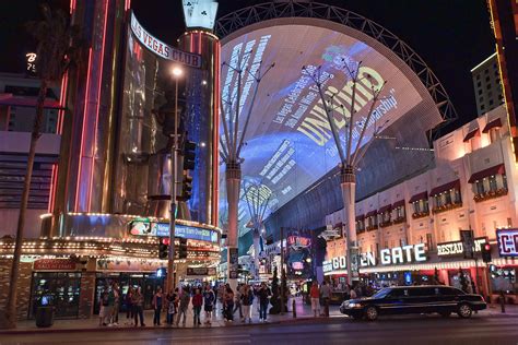 fremont street seating view.